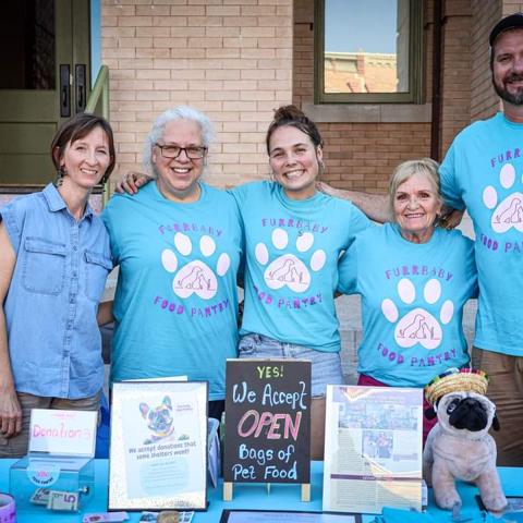 Furrbaby Food Pantry volunteers