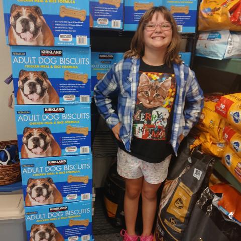 Furrbaby Food Pantry volunteer